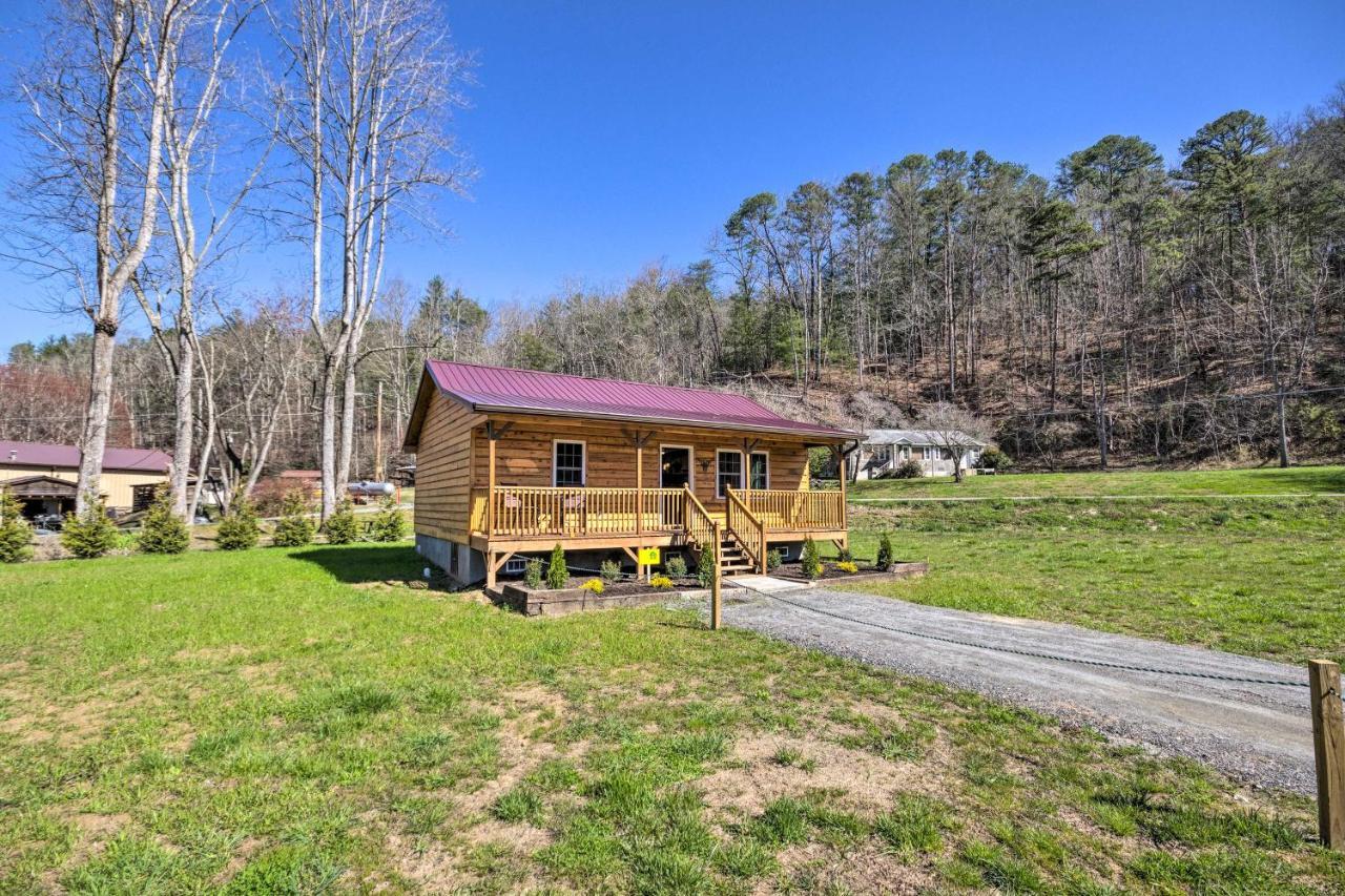 Cozy Smoky Mountain Cabin By Tuckasegee River! Bryson City Bagian luar foto
